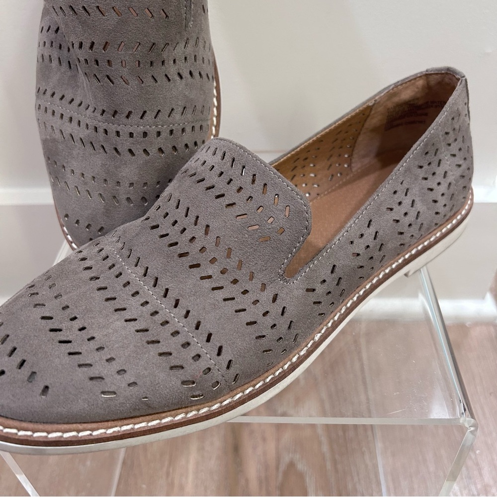 Women’s Shoes Size: 8.5 loafers “Susina”